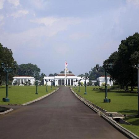 Amaris Hotel Pakuan Bogor Exterior foto