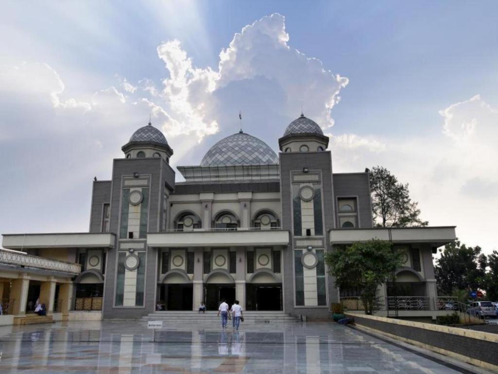 Amaris Hotel Pakuan Bogor Exterior foto